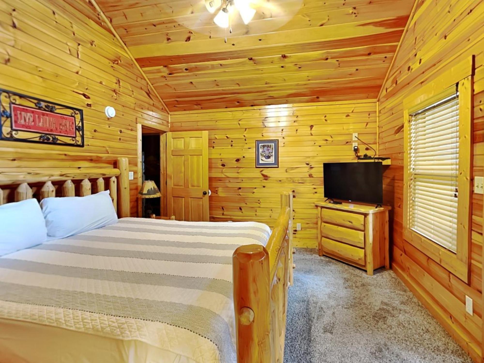 Pine Tree Lodge แกตลิงเบิร์ก ภายนอก รูปภาพ